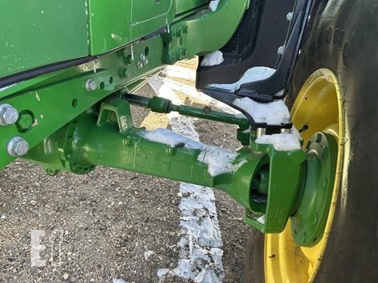 2023-john-deere-6r-155-image-30