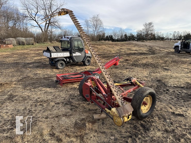 new-holland-456-image-4