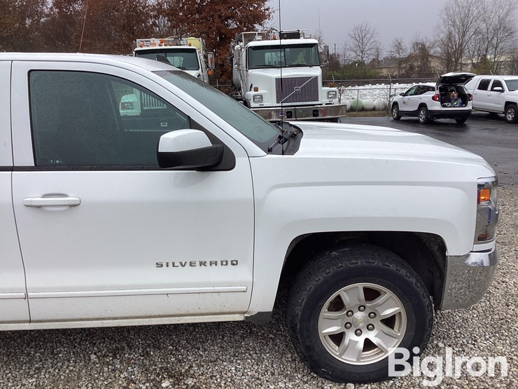 2016-chevrolet-silverado-1500-lt-image-11