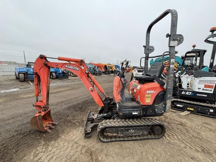 2015-kubota-k008-3-image-5