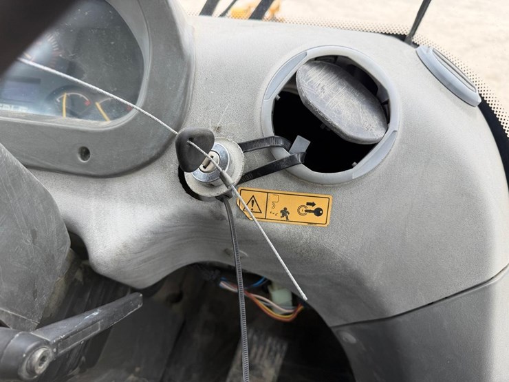 2016-sdlg-l938f-image-26