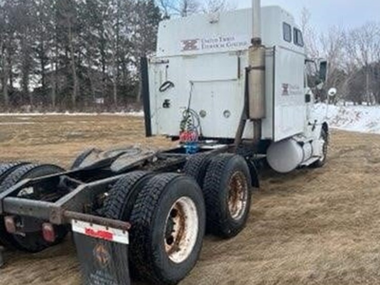 2006-international-9400-image-4