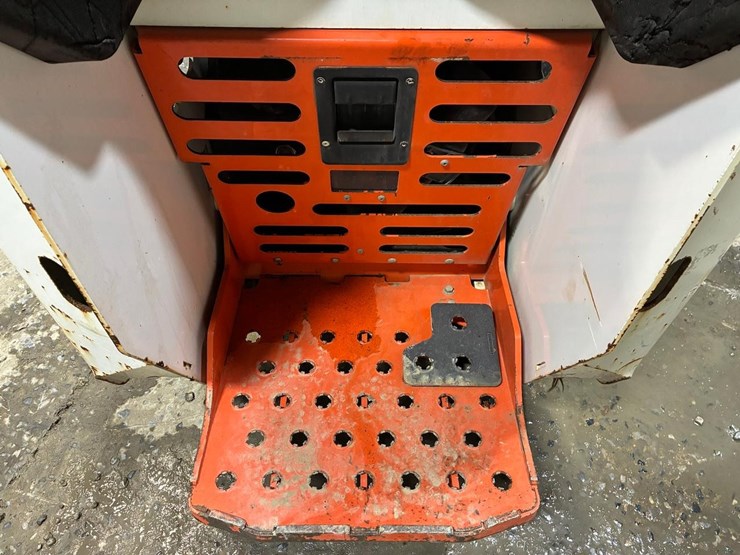 bobcat-mt85-image-19