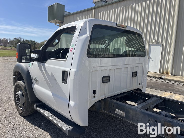 ford-f550-xl-image-9