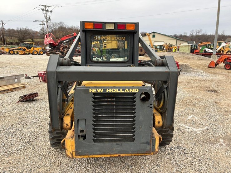 new-holland-ls180-image-4