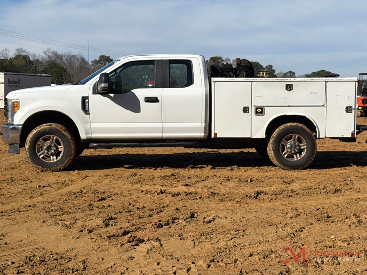 ford-f250-xl-image-6