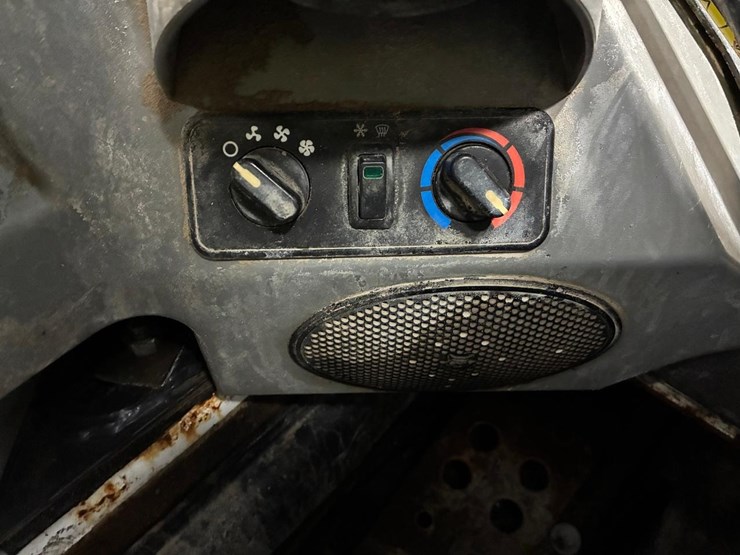 bobcat-s590-image-20