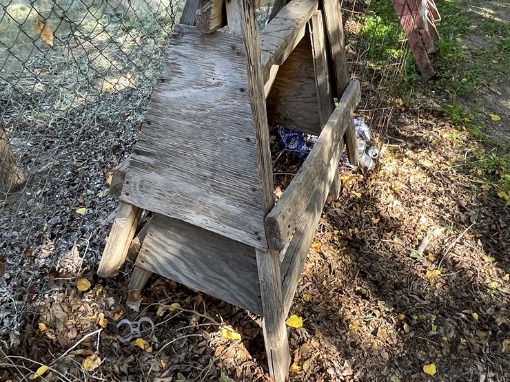 #3706-•-sawhorses-image-2