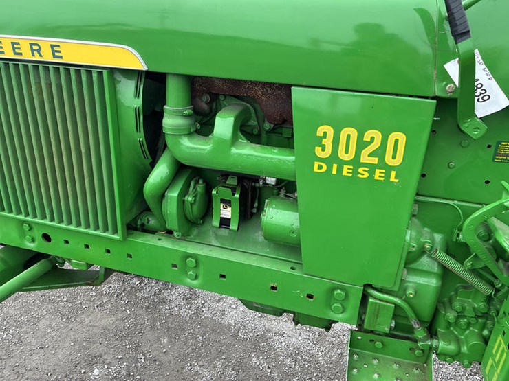 john-deere-3020d-image-47