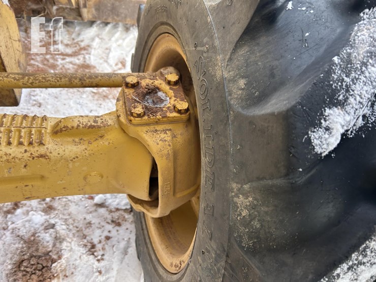 caterpillar-420d-image-46