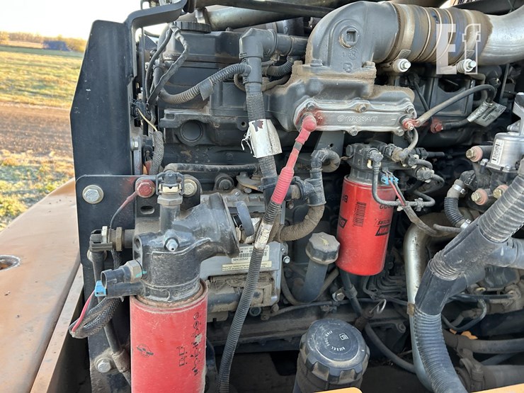 2014-case-721f-xr-image-33