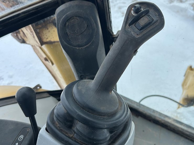 caterpillar-420e-image-67