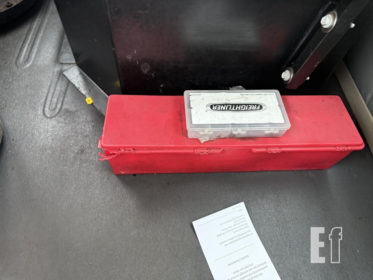 2016-freightliner-cascadia-125-image-34