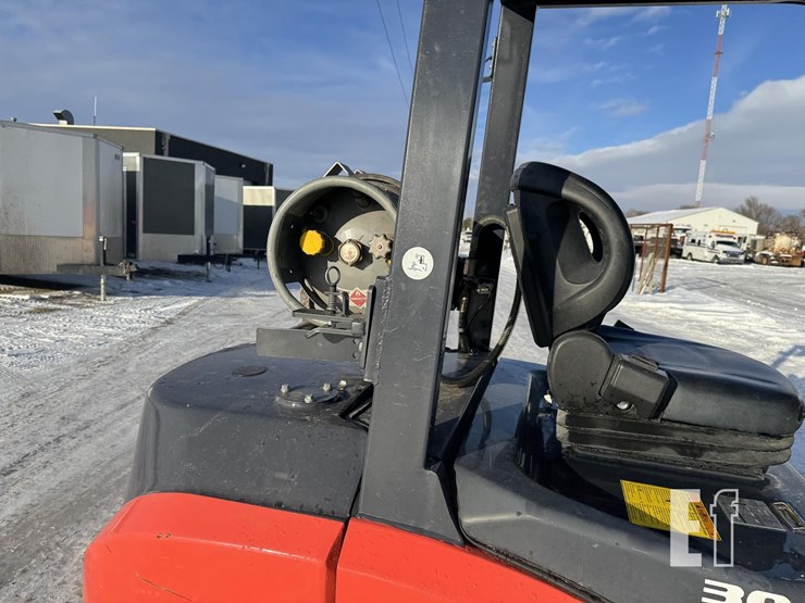 2024-tailift-pfg30-image-43