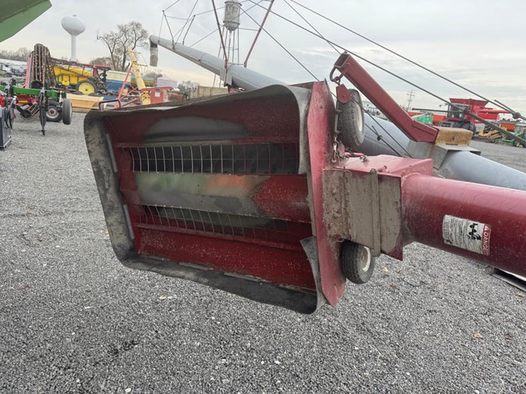 hutchinson-10x60-image-9