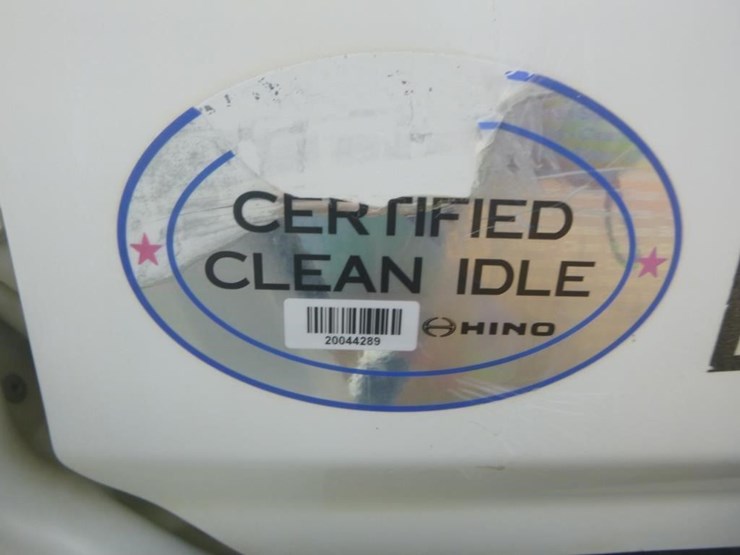 2019-hino-338-image-21