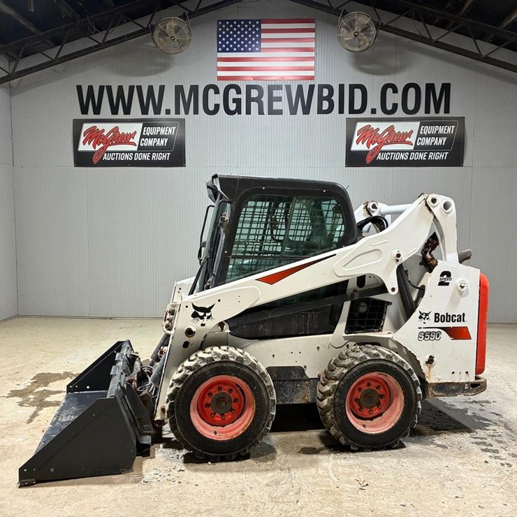 BOBCAT S590