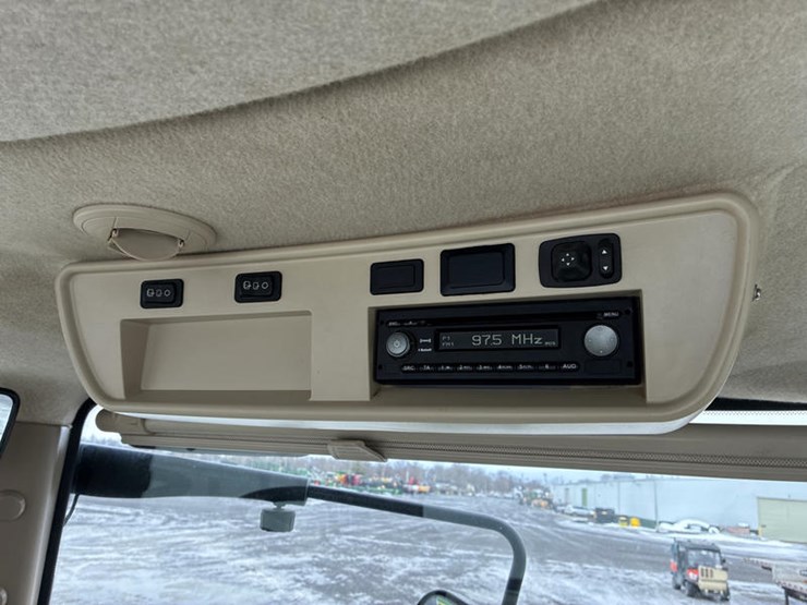 john-deere-8370r-image-75