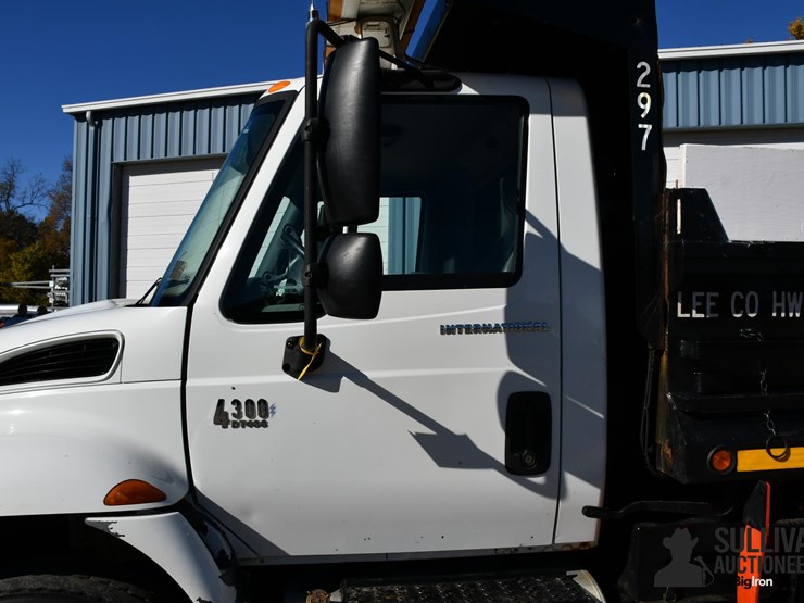 international-durastar-4300-image-19