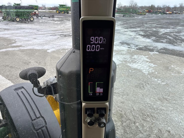 john-deere-8370r-image-74