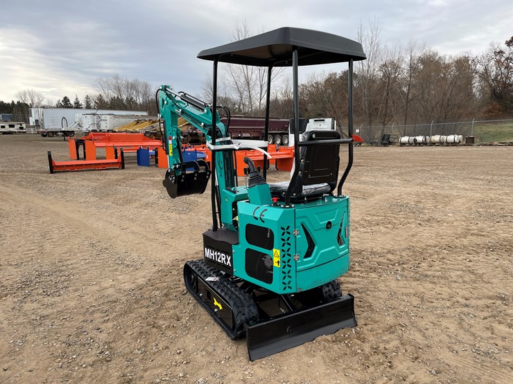 #9229-•-2025-unused-cfg-mini-excavator-image-3