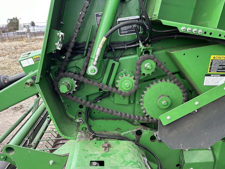 2018-john-deere-560m-image-34