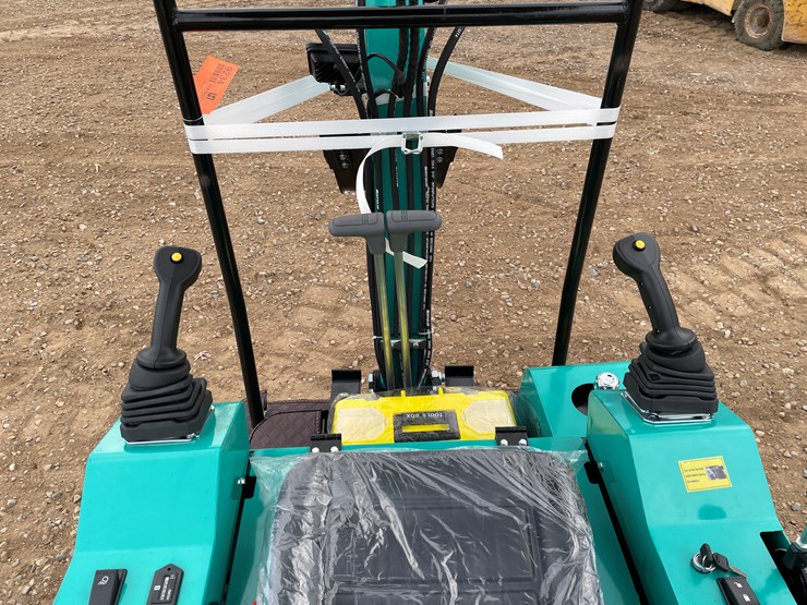 #9234-•-2025-unused-cfg-mini-excavator-image-6