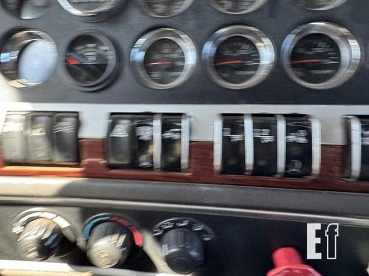 2008-kenworth-t800-image-93