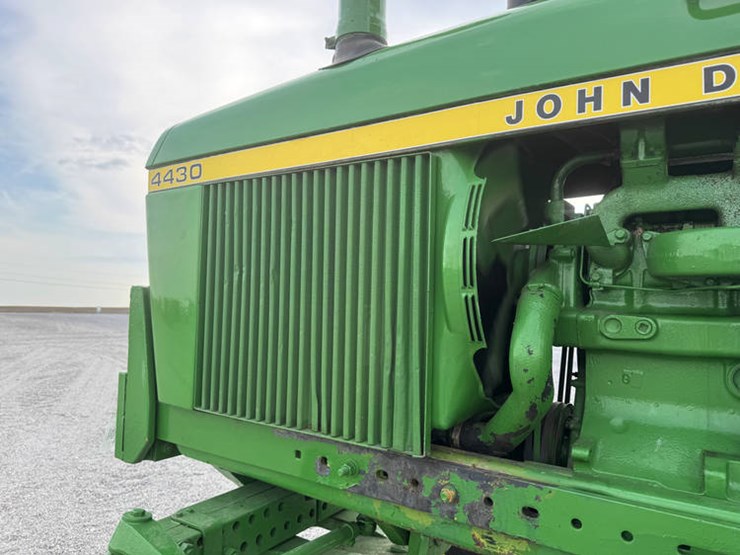 john-deere-4430-image-27