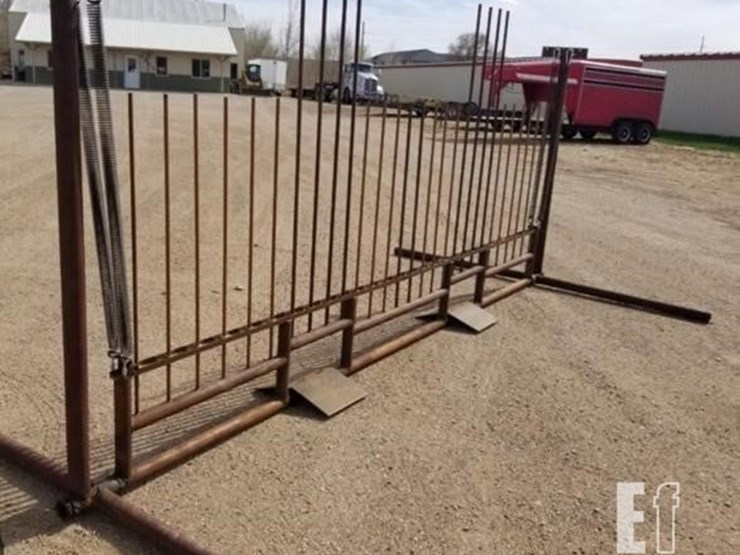 push-over-drive-through-gate-(3)-image-1