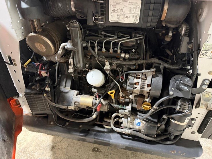 bobcat-t595-image-16