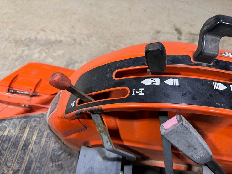 kubota-b7800-image-23