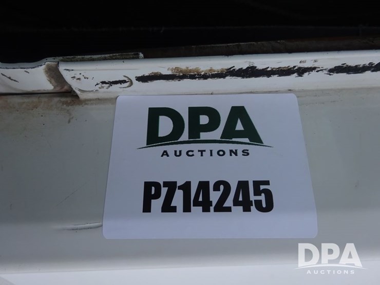 1994-freightliner-fld120-image-114