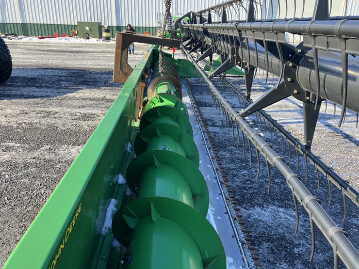 john-deere-630f-image-13