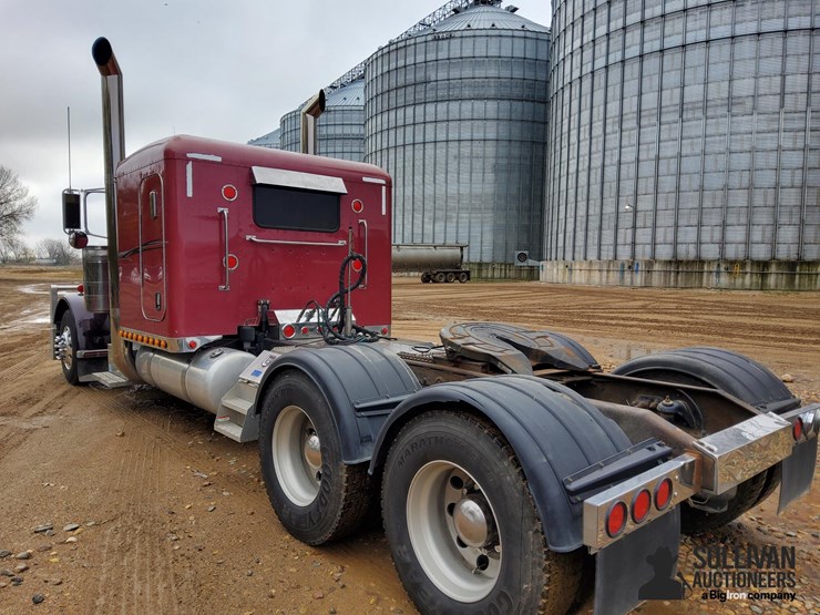 peterbilt-379-image-7