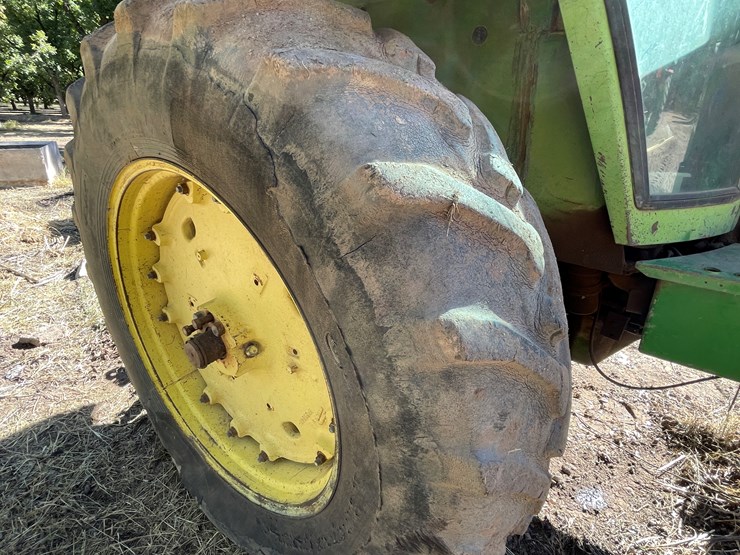 john-deere-4230-image-34