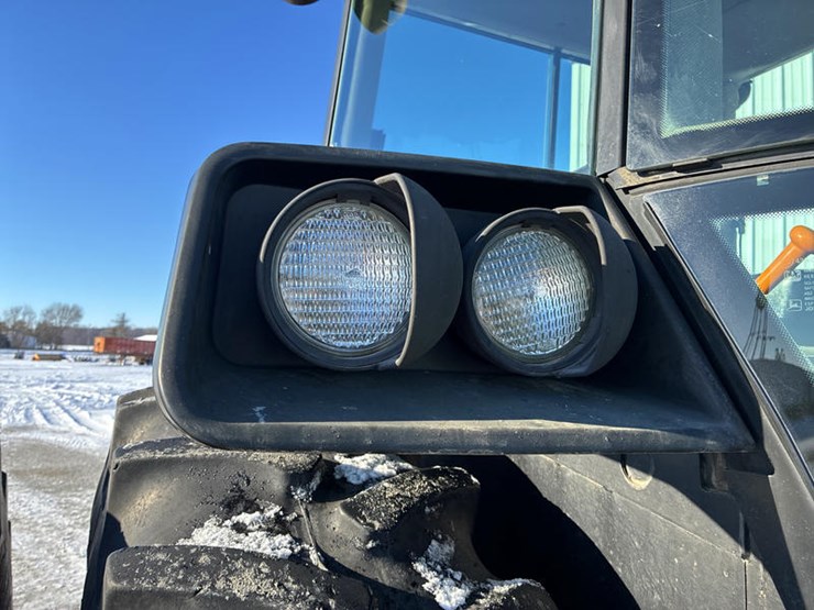 john-deere-4555-image-22