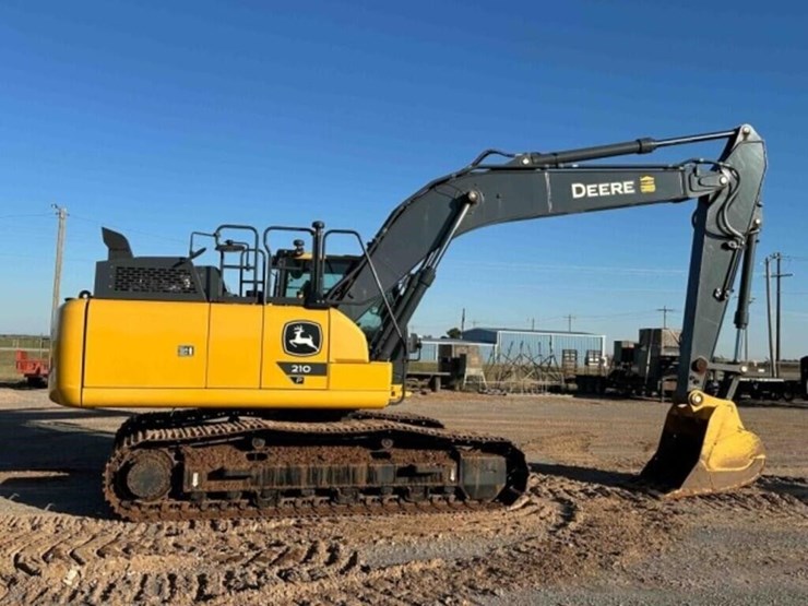 2023-john-deere-210p-excavator-image-2