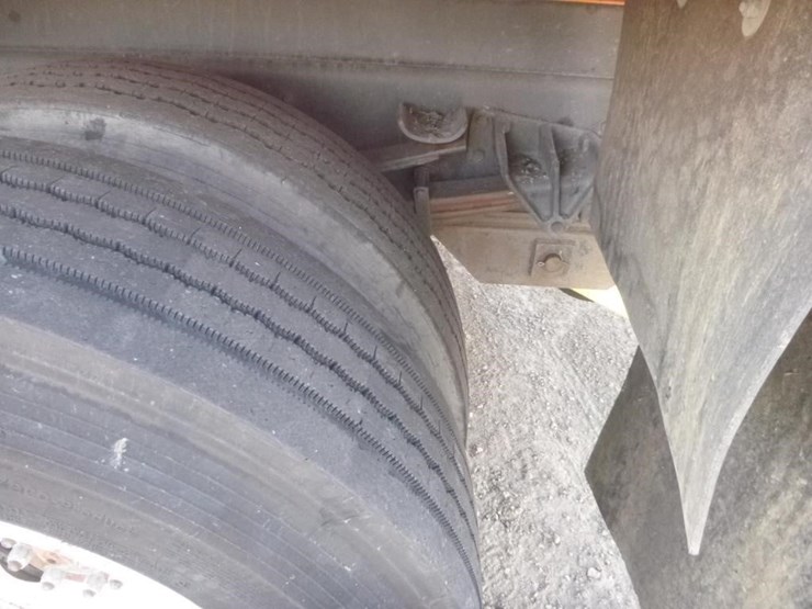 international-4900-image-17