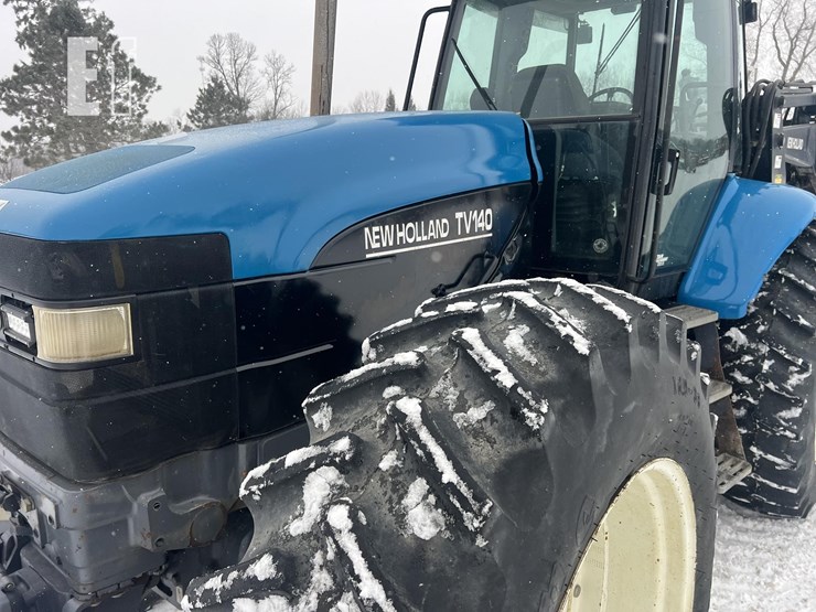 new-holland-tv140-image-28