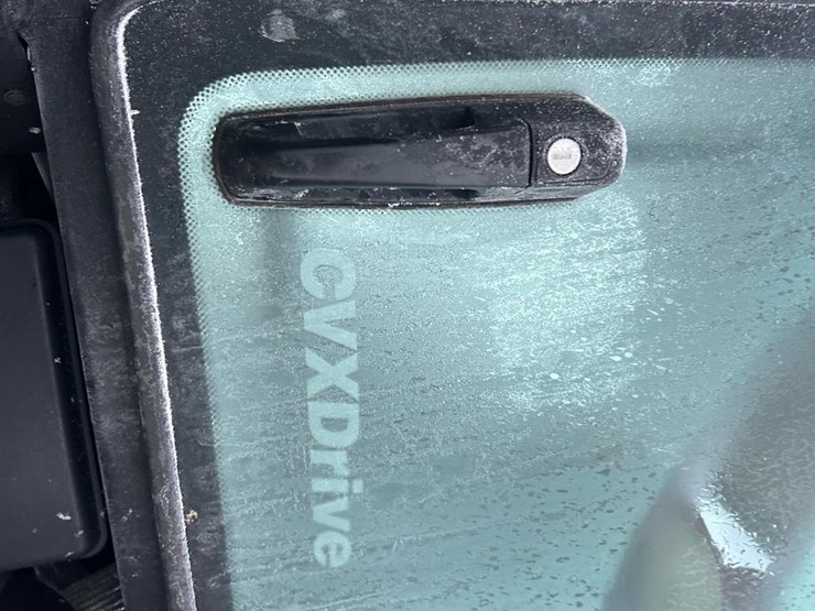 2022-case-ih-magnum-340-image-44