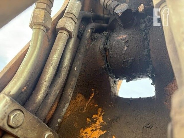 2006-case-580sm-image-8