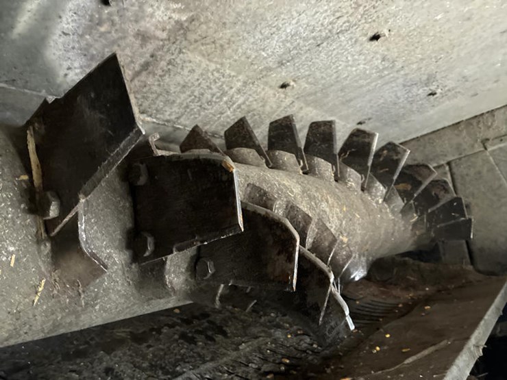 case-ih-6088-image-57