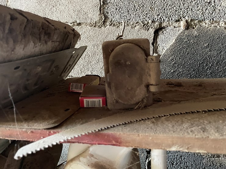 #3721-•-misc-tools-and-hardware-image-24