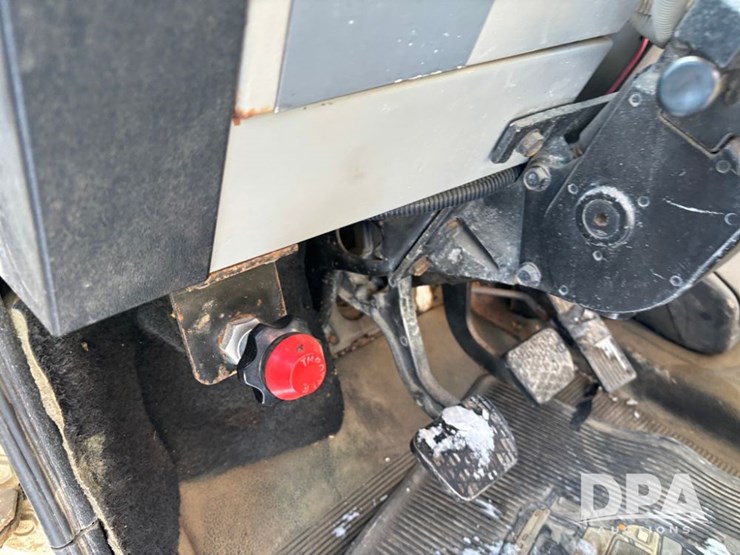 1998-freightliner-fl80-image-67