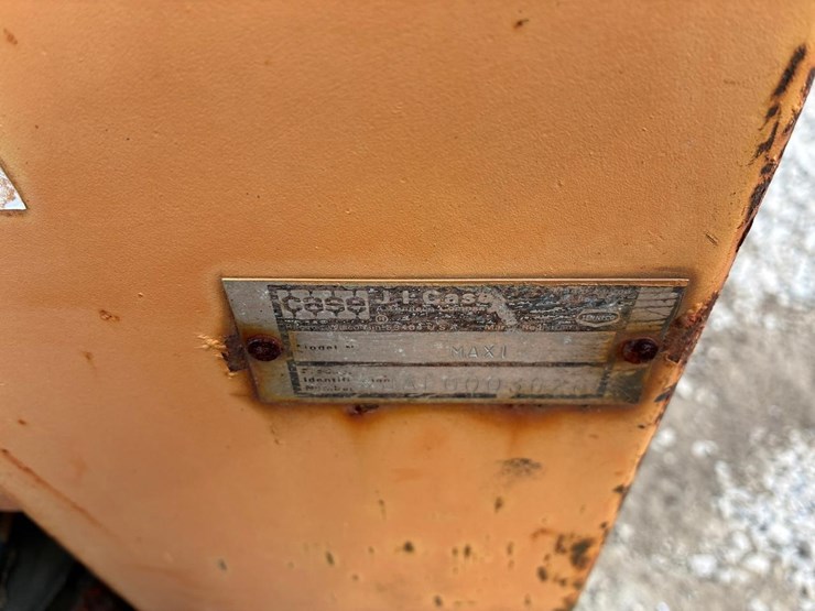 case-maxi-sneaker-image-18