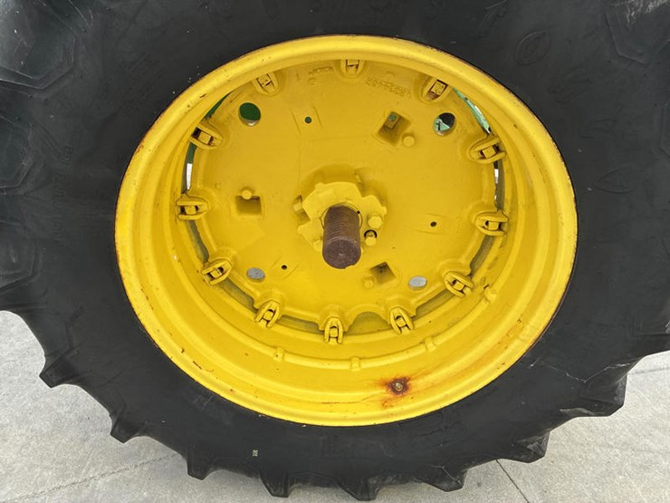 john-deere-4020-image-50