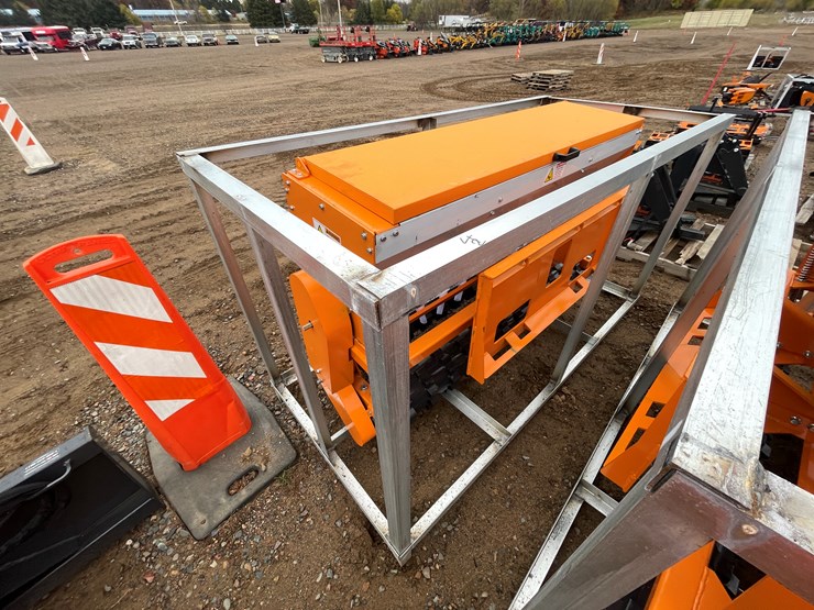 #2044-•-unused-2025-landhonor-no-till-seed-drill-attachment-image-4