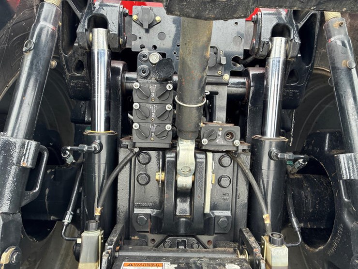 case-ih-magnum-315-image-30