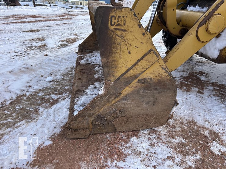 caterpillar-420d-image-92